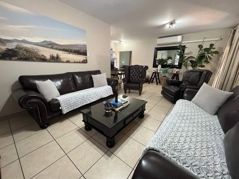 A VISION OF THE PERFECT HOME; SECURE,SUSTAINABLE AND STUNNING - Photo 7