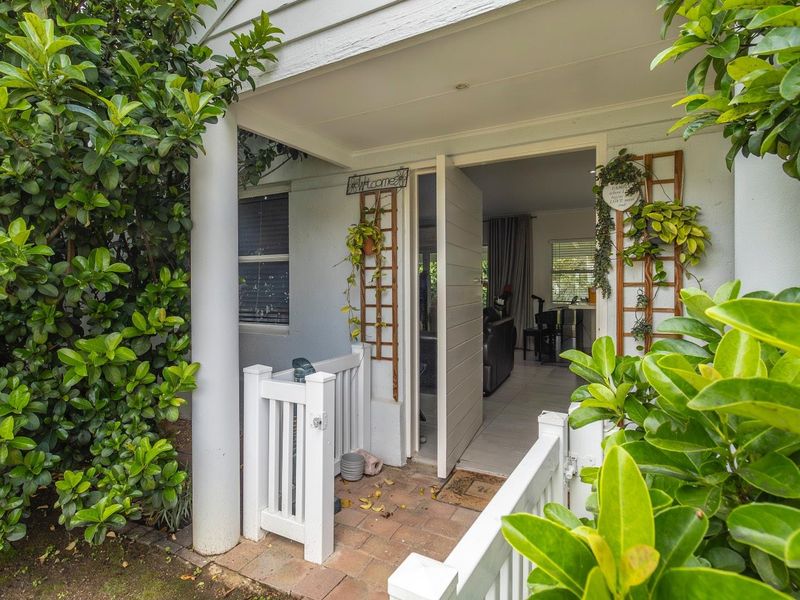 Lovely three bedroom duplex in a safe secure Estate - Photo 5