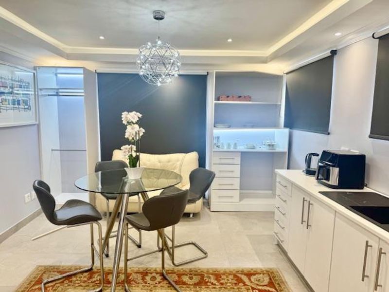 SPACIOUS ULTRA MODERN SECURE STUDIO FLATLET FURNISHED PARKMORE FOR RENT - Photo 3