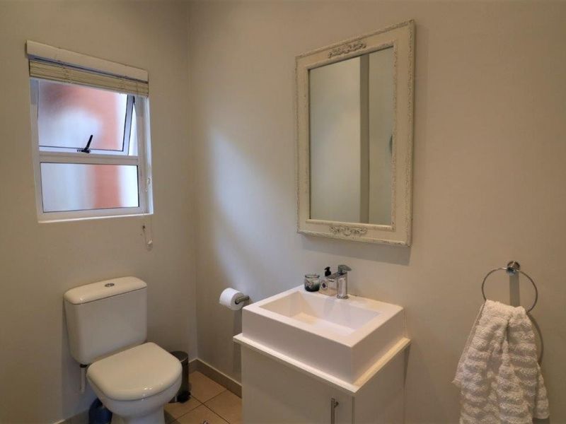 4 Bedroom Home Within A Secure Complex - Photo 8