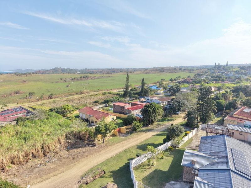 Prime coastal land – build your dream home just 300m from the beach. - Photo 6