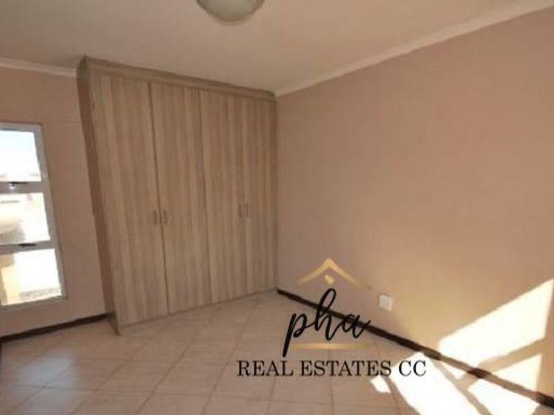 Townhouse for sale in Secure complex in Fairway Estates, Walvis Bay for N$850 000.00 - Photo 7