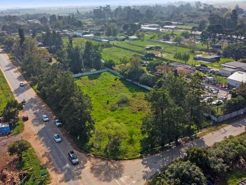 From Rural Retreat to Cape Town's Next Property Hotspot  PRIME DEVELOPMENT OPPORTUNITY,  8,179m2  PLOT FOR SALE, R8,500,000 - Photo 5