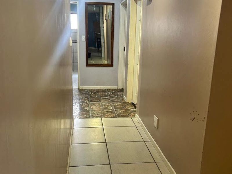 A beautiful 4 Bedroom House for sale in Otjiwarongo, Town. - Photo 7