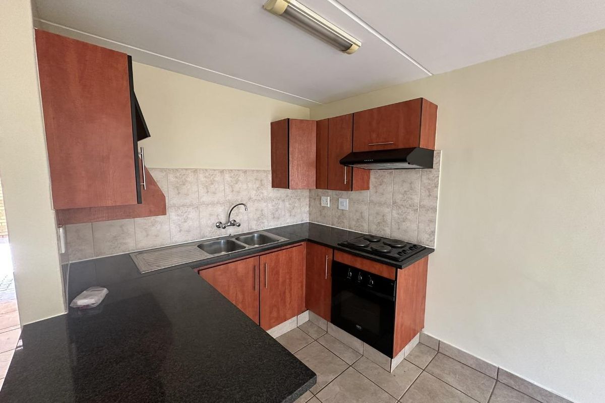 TWO BEDROOM APARTMENT IN PRETORIA NORTH -AVAILABLE 1 AUGUST 2026. - Photo 4