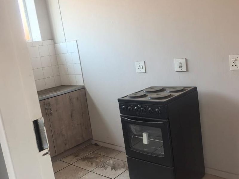 1 bedroom flat for sale in Sunnyside - Photo 5