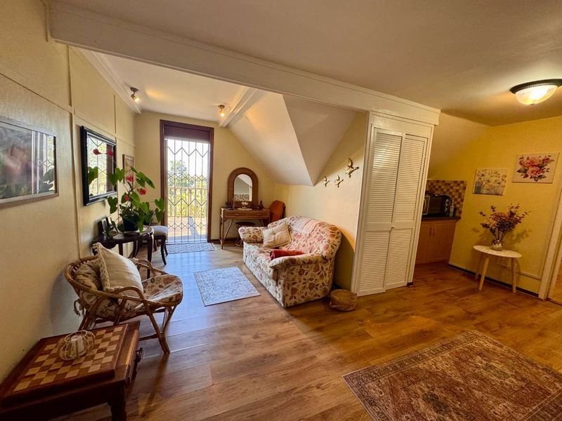 FOR RENT  |  Bothas Hill |  1 Bedroom FURNISHED Apartment - Photo 3