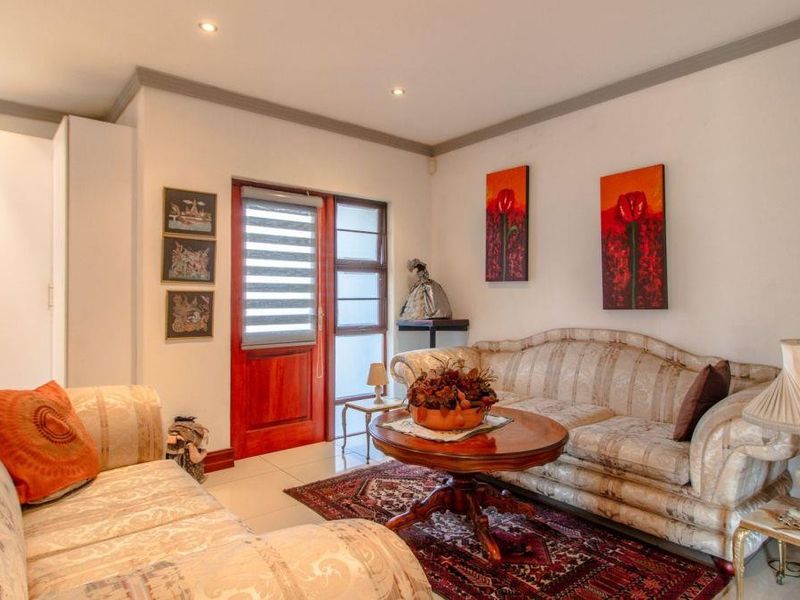 Stylish 3-Bedroom Home in Exclusive Vita Paz, Bedfordview - Photo 7