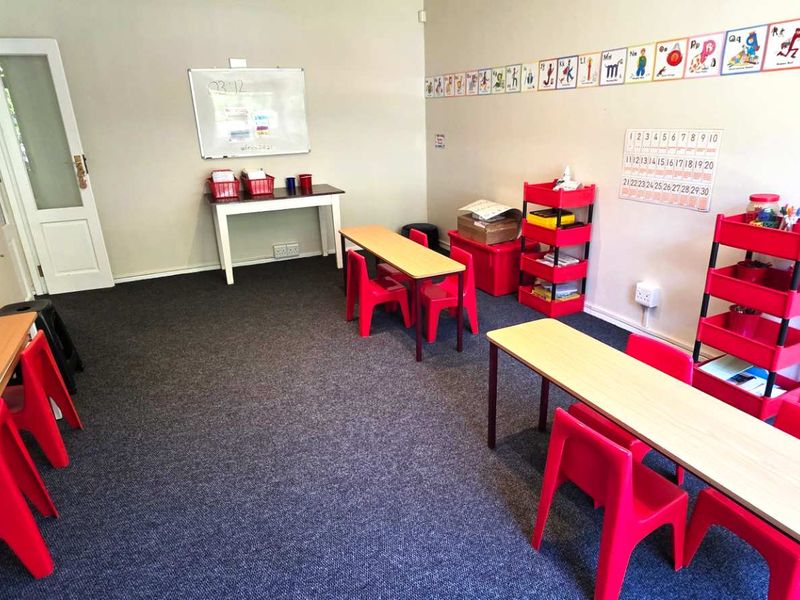 Beautiful Ground Floor Office in Westlake - Photo 6