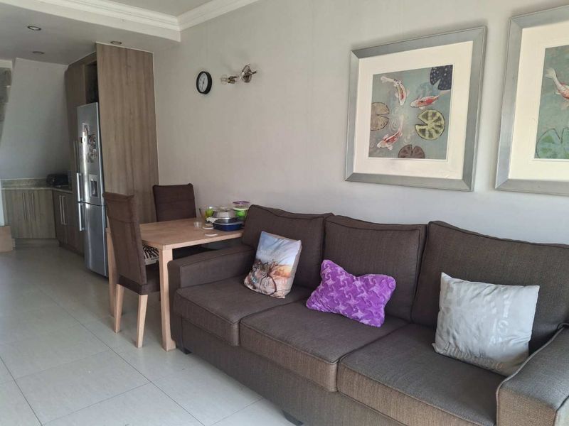 A CHARMING ONE BEDROOM FURNISHED APARTMENT - Photo 1
