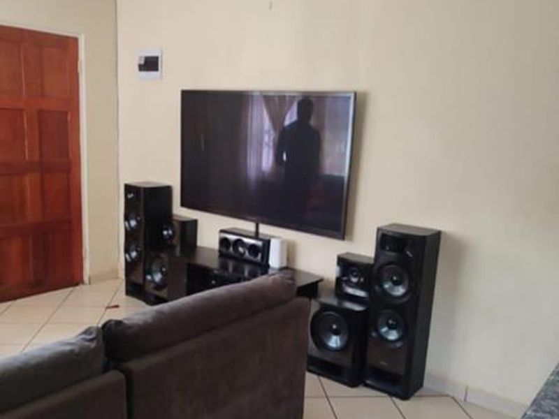 3 bedroom room house in the heart of amandasig - Photo 5