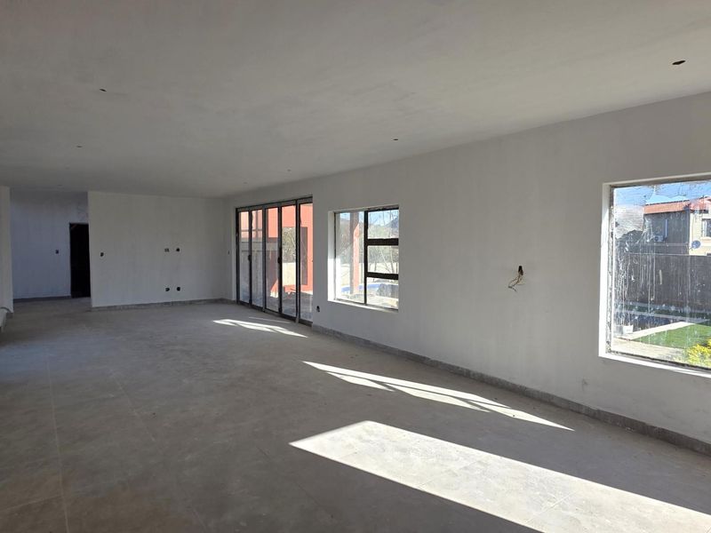 3 Bedroom Family Home To Complete in Birdwood - Photo 4