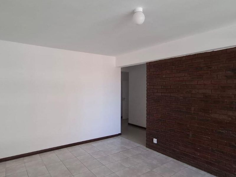 Newly renovated 2-Bedroom Apartment in the prime of South Beach for sale! Hurry this wont last! - Photo 4