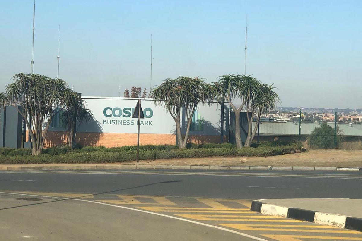 Industrial Office Space Available for Immediate Lease in Cosmo Business Park - Photo 3