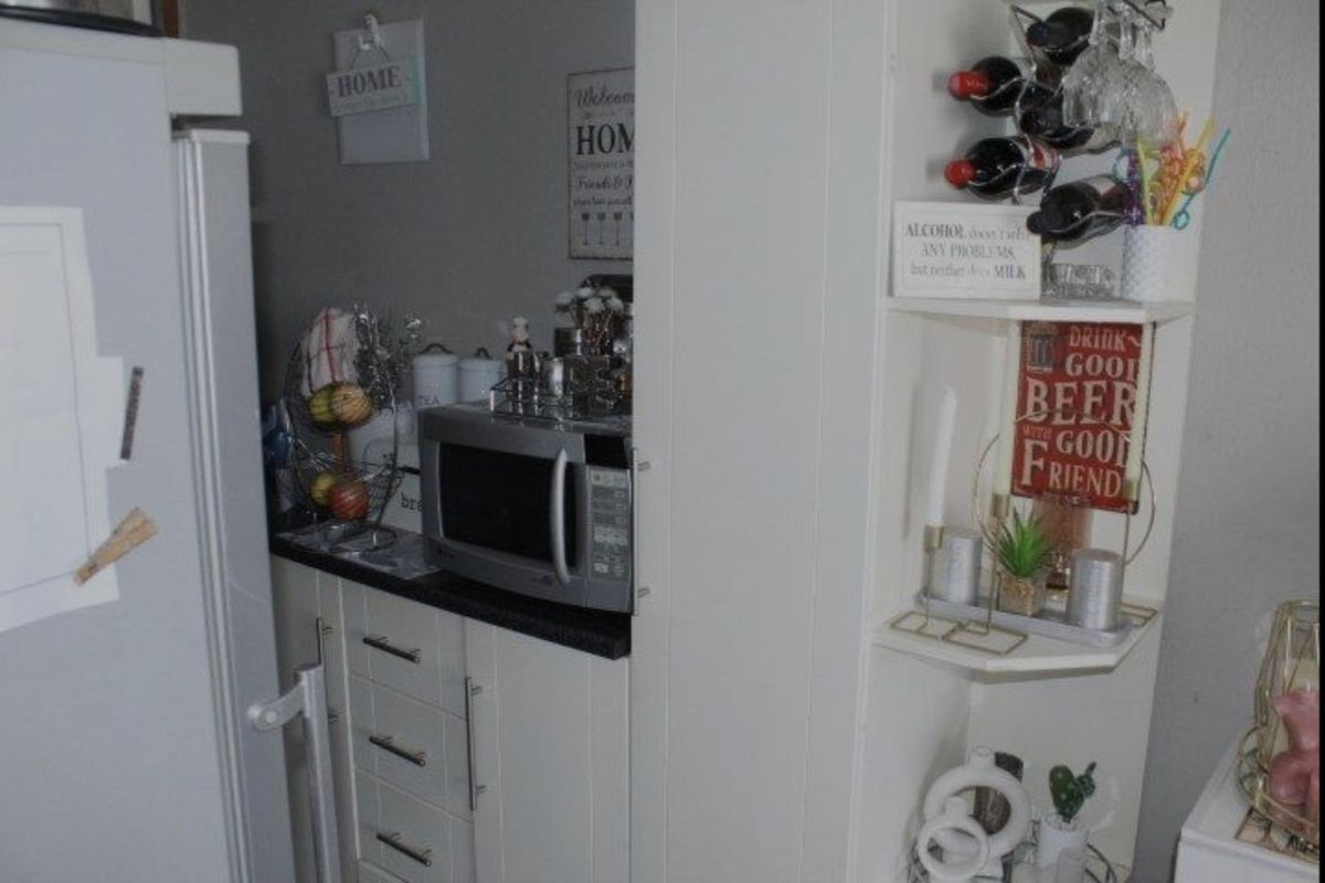 10 bedrooms house for sale in Soshanguve DD - Photo 5