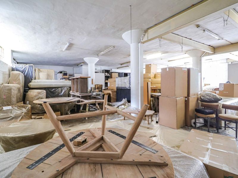 **Prime Industrial Warehouse & Office Space in Wynberg** - Photo 5