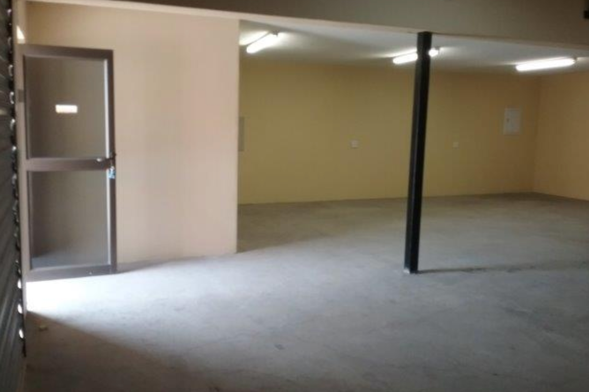 FOR SALE | PALNIC SQUARE WAREHOUSE, PROSPERITA - Photo 2