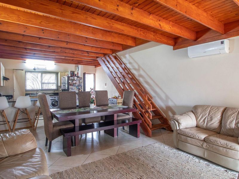 Charming Townhouse in Blue Lakes Estate Awaits You! - Photo 5