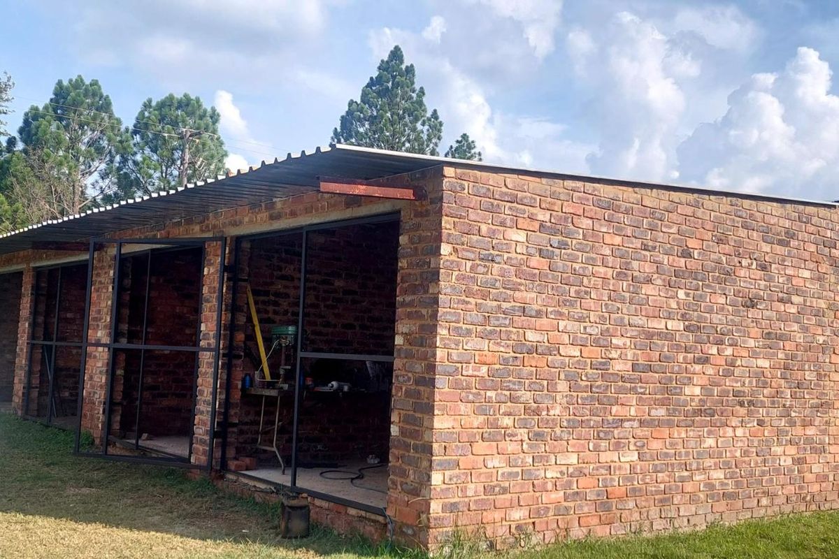 Mooiplaats Small holding size 5.2491 ha with 9 units forrent - Photo 3