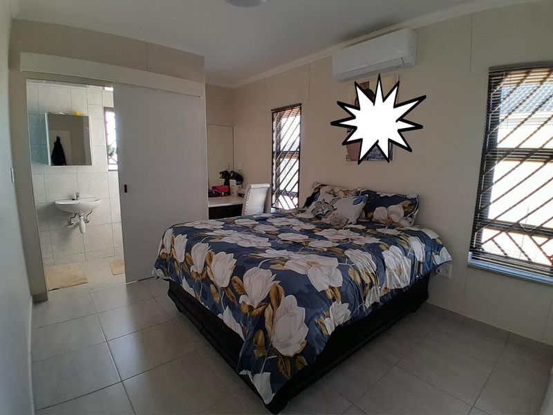 2 Bedroom House For Sale in Osona Village - Photo 8