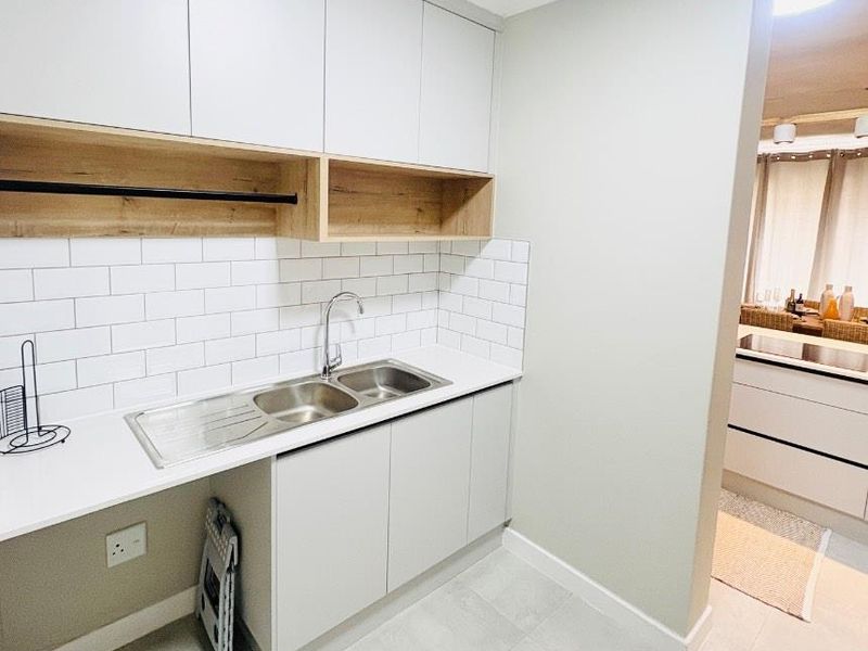 3x Bedrooms Furnished Townhouse To Rent in Ocean View - Photo 5