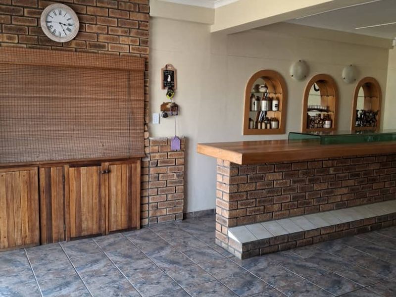 5 Bedroom Doubley Storey house - Very well maintained building and roof - Photo 5