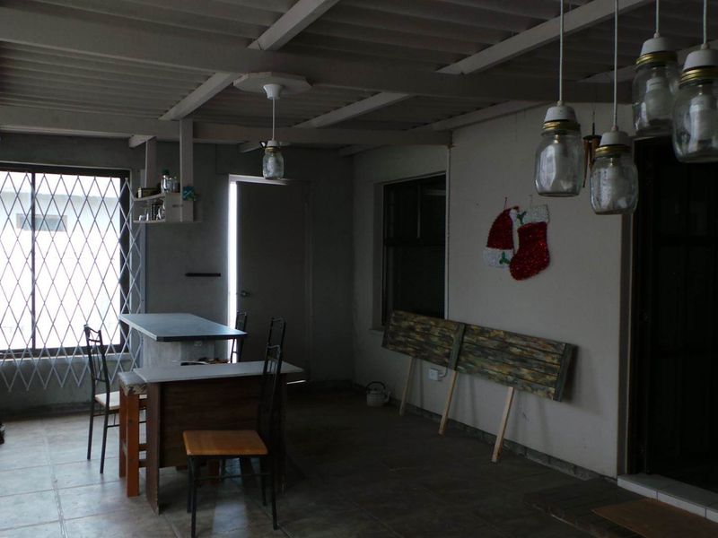 Perfect for the extended family and still earn an income - Photo 6