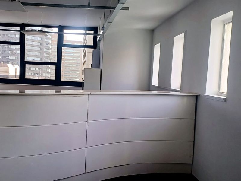 Spacious and Versatile Office Space with Abundant Natural Light - Photo 4