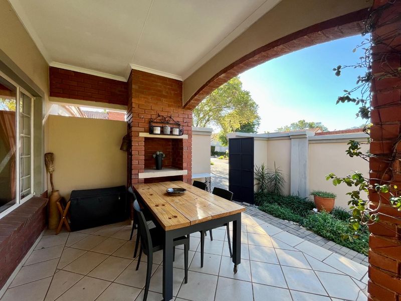 2 Bedroom Unit for Sale – Prime Location, Spacious 121 m2 - Photo 4