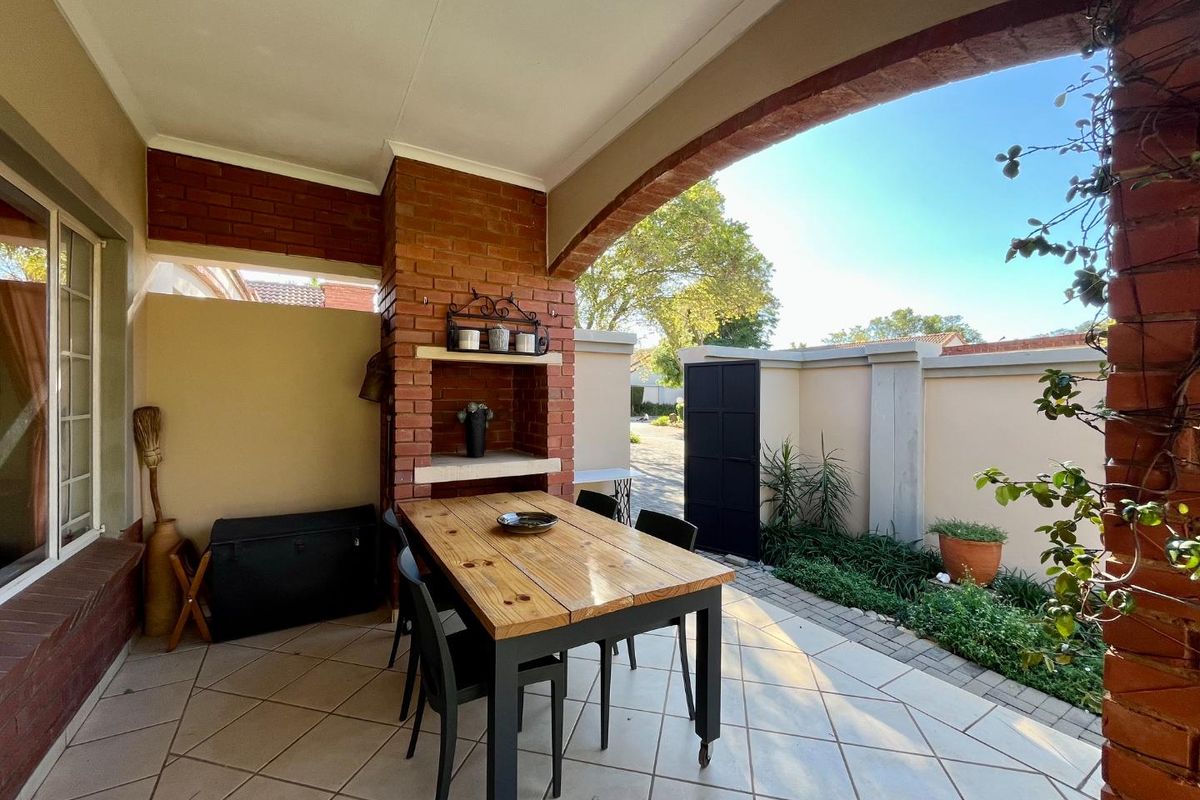 2 Bedroom Unit for Sale – Prime Location, Spacious 121 m2 - Photo 4