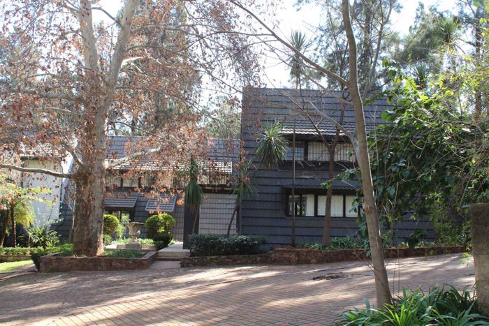 Property #2404507, Small Holding For Sale in Doornkloof AH