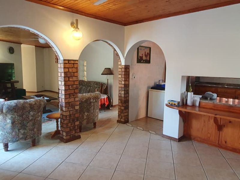 Your Ultimate Family Entertainer Awaits! - Photo 4