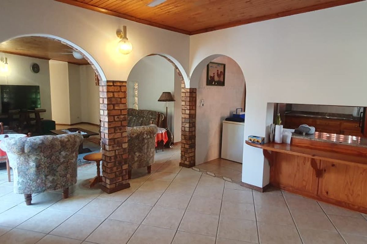 Your Ultimate Family Entertainer Awaits! - Photo 4