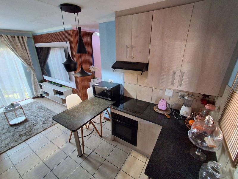 Three bedrooms Townhouse for sale in Orchards at Orchards Village - Photo 8