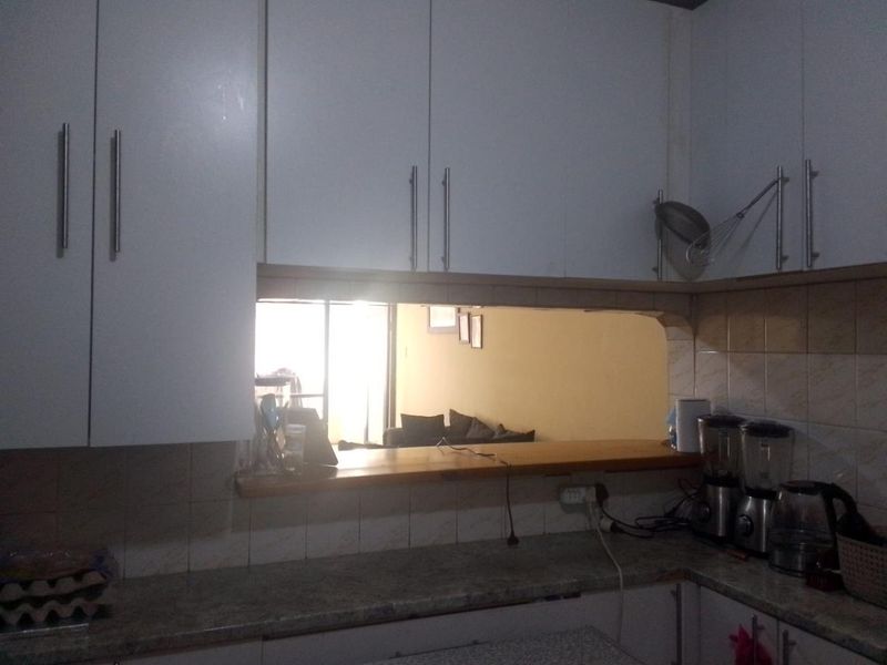 This your opportunity to stamp your mark on this spacious unit for sale in South Beach, Prime area!!!! - Photo 7