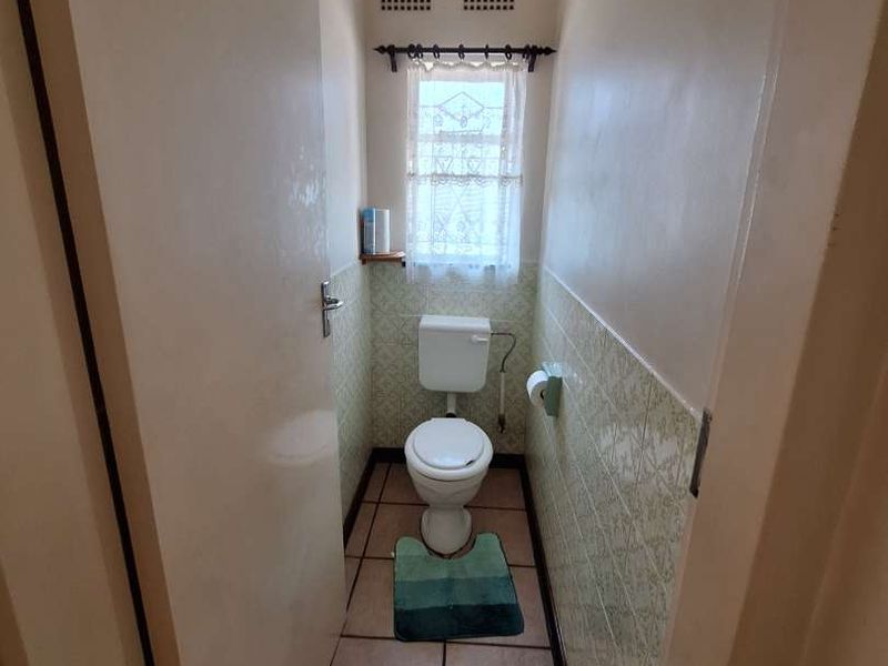 Golden Oldie, Solid build home in Dinwiddie,  Germiston - Photo 8