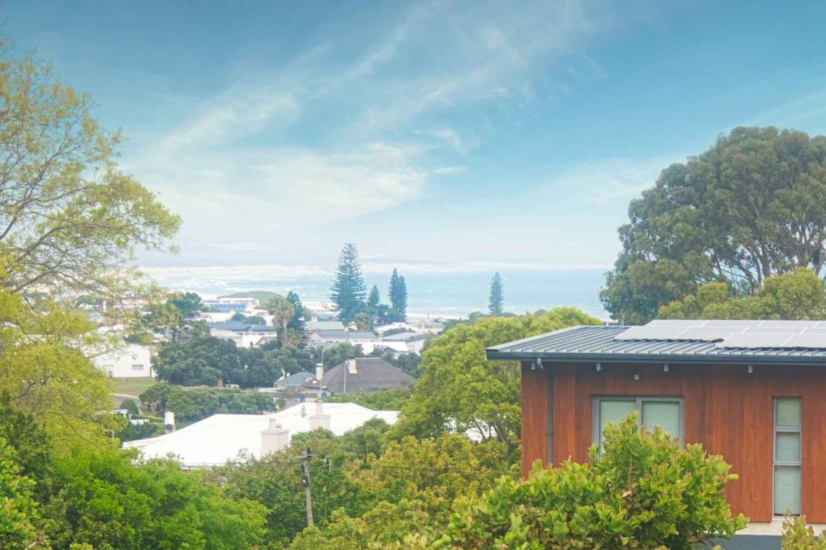 AN EXTRAORDINARY HOME - Photo 2