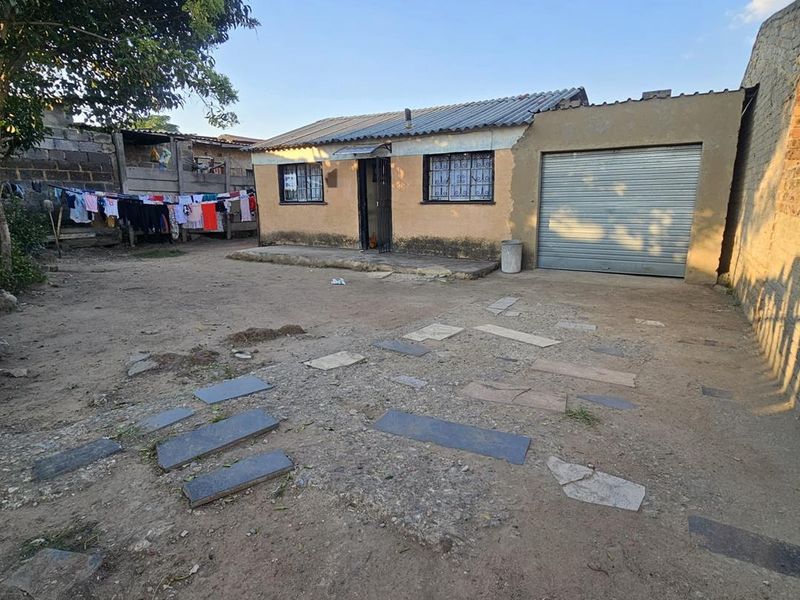 "Tembisa Gem: 4-Room House with 5 Rental Rooms & Garage!" - Photo 3