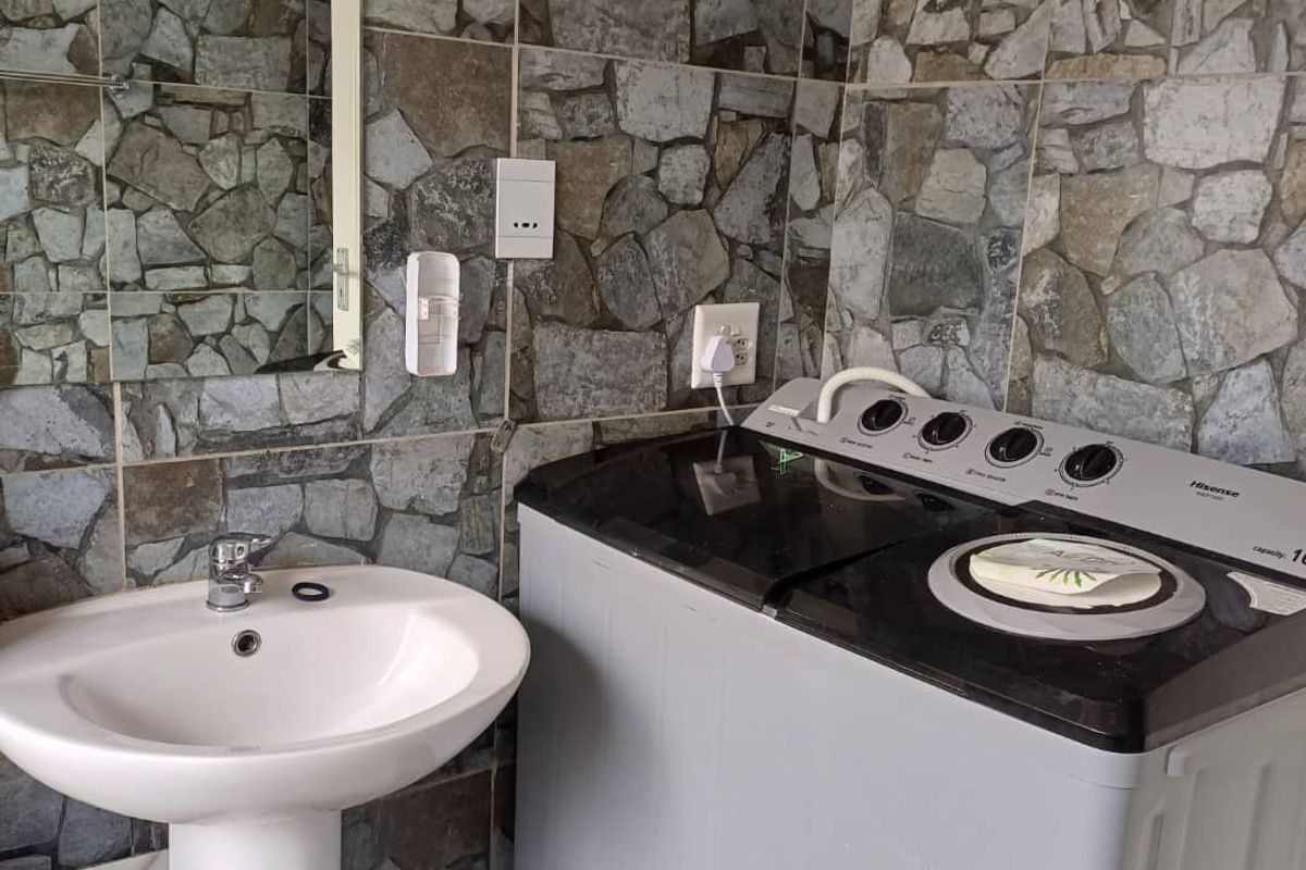 3 bedroom house in Thorn Valley for sale - Photo 4