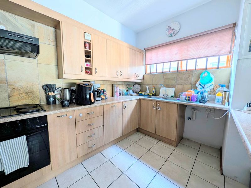 Double storey Townhouse for sale in Avis - Photo 2