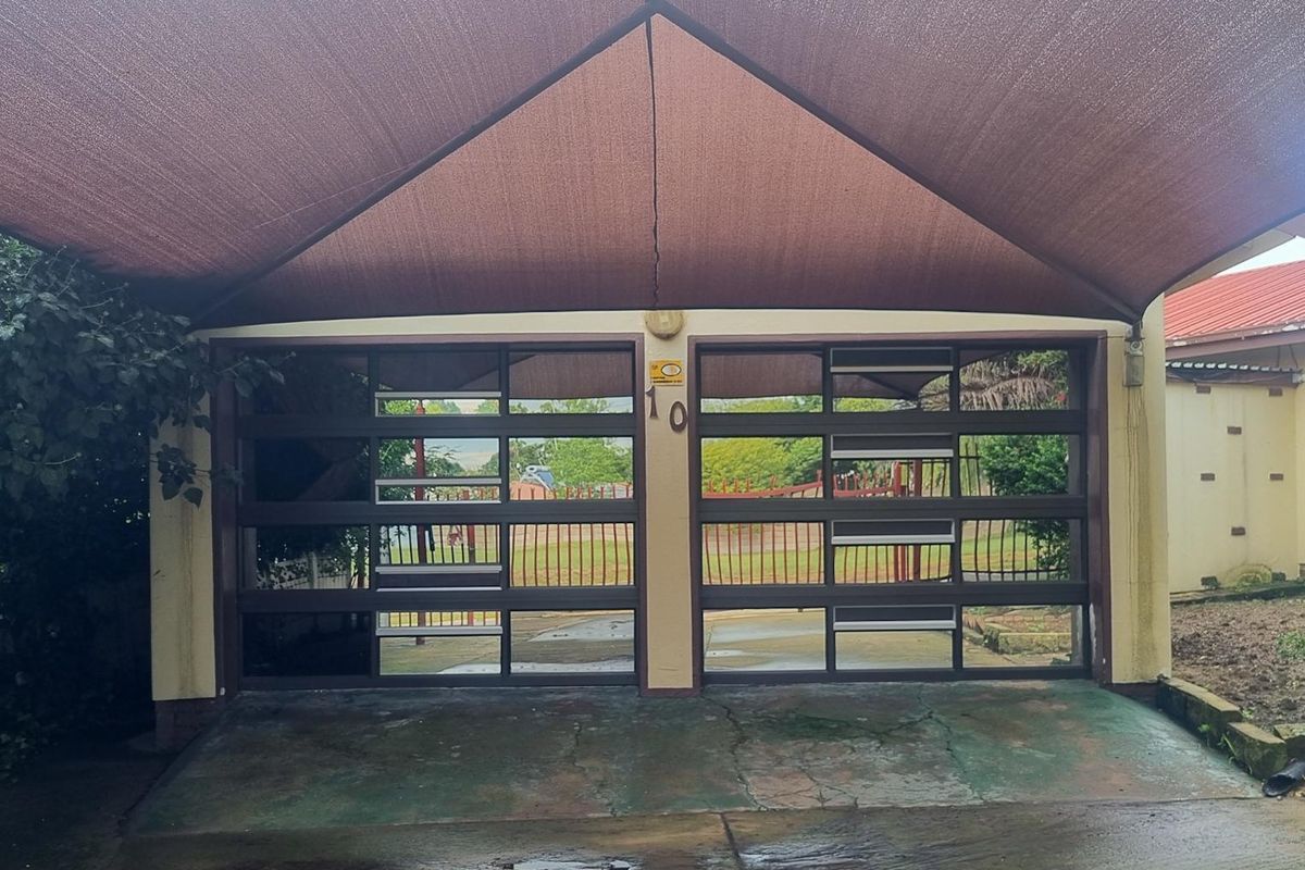 Invest Smart in Bethlehem: Spacious 4-Bedroom Opportunity! - Photo 4