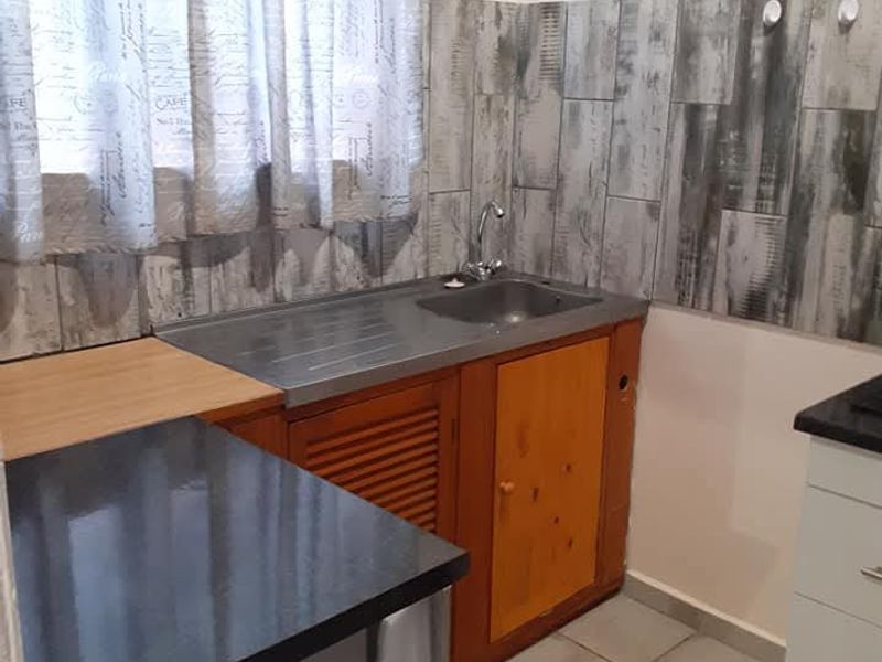 Prime Beachfront Guest House Investment – Vineta, Swakopmund, Namibia, N$ 7,245,000 | Running Concern | Strong Rental Income | 1000m2 Corner Stand - Photo 6