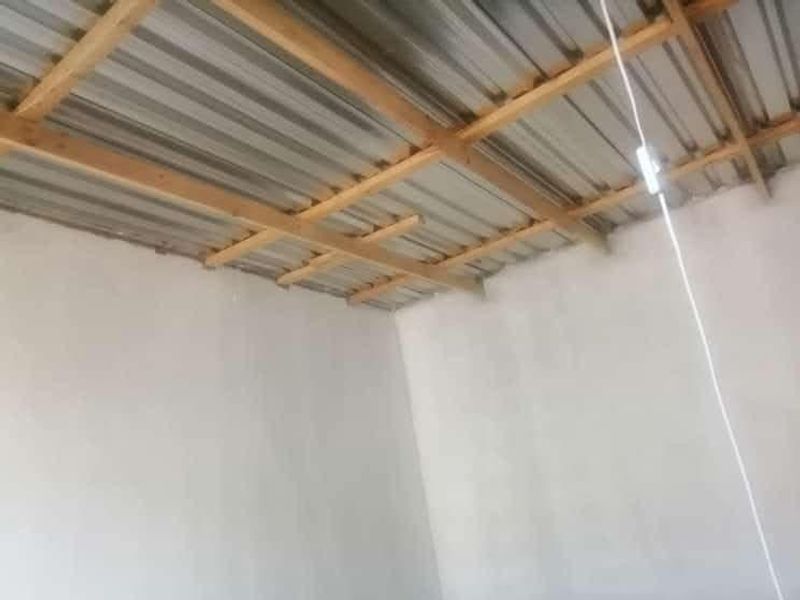 Income-Generating Property Close to amenities - Photo 3