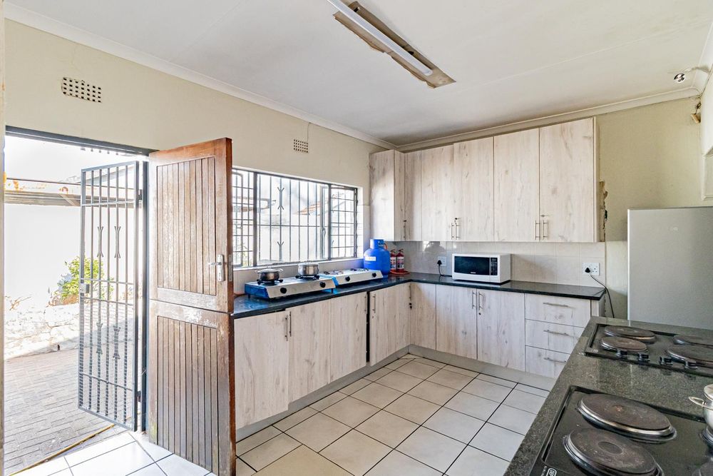 Kitchen 2