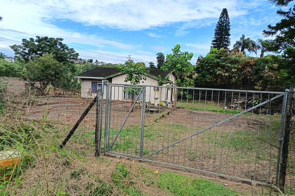 A house that needs a tender loving care. A TLC House Awaits for you! - Photo 2