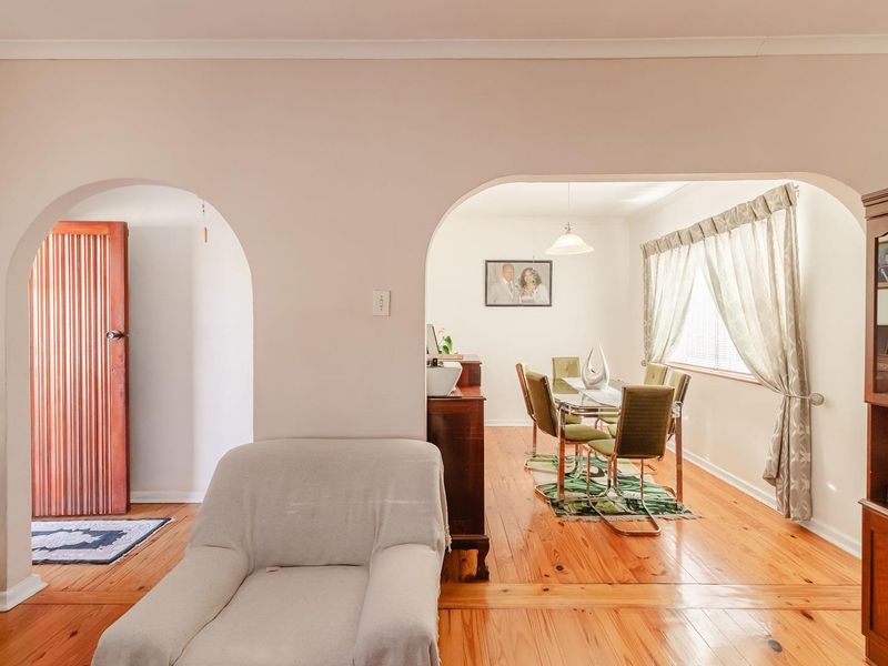 Modern, Neat and Secure Family Home - Photo 8
