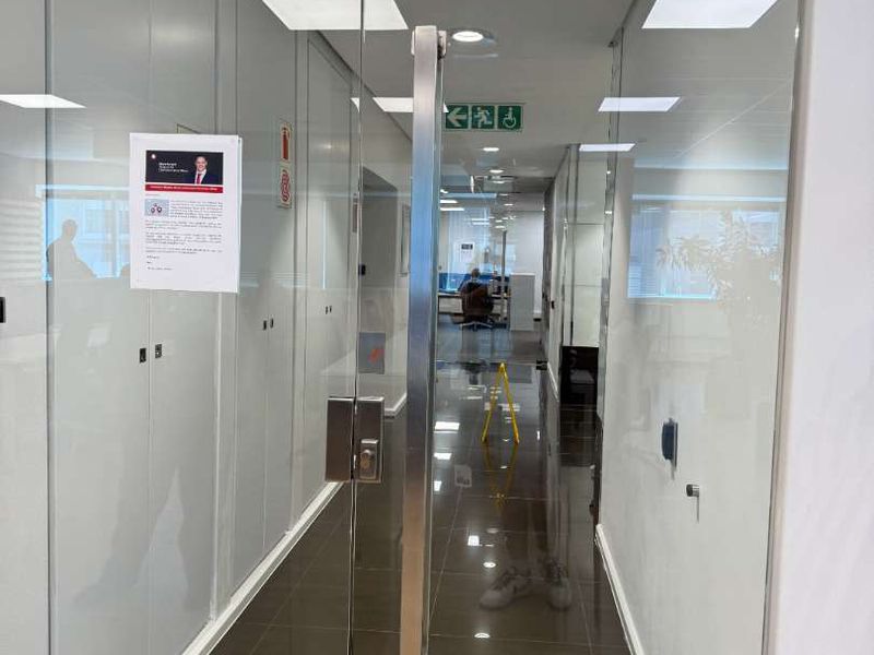 beautifully fitted out 950m2 office to let in the Towers - Photo 7