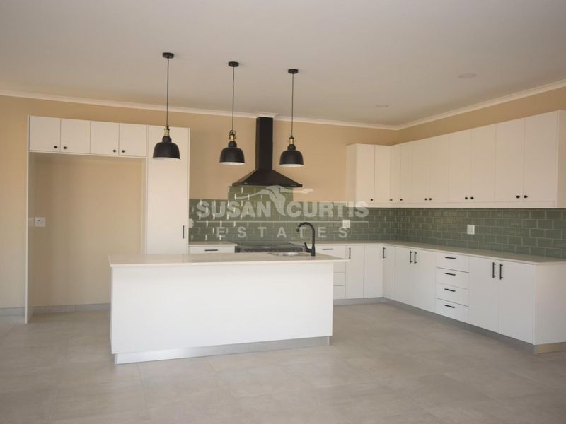 Newly built spaciouse family house on Rossmund - Photo 5