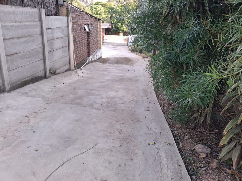 Two houses on stand for sale in central Nelspruit - Photo 3