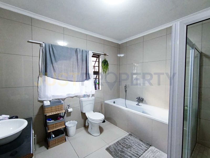 Ground Floor Townhouse for Sale – Mile 4, Swakopmund - Photo 5